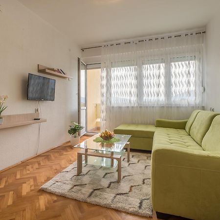 Apartman Andjela Tivat Dış mekan fotoğraf