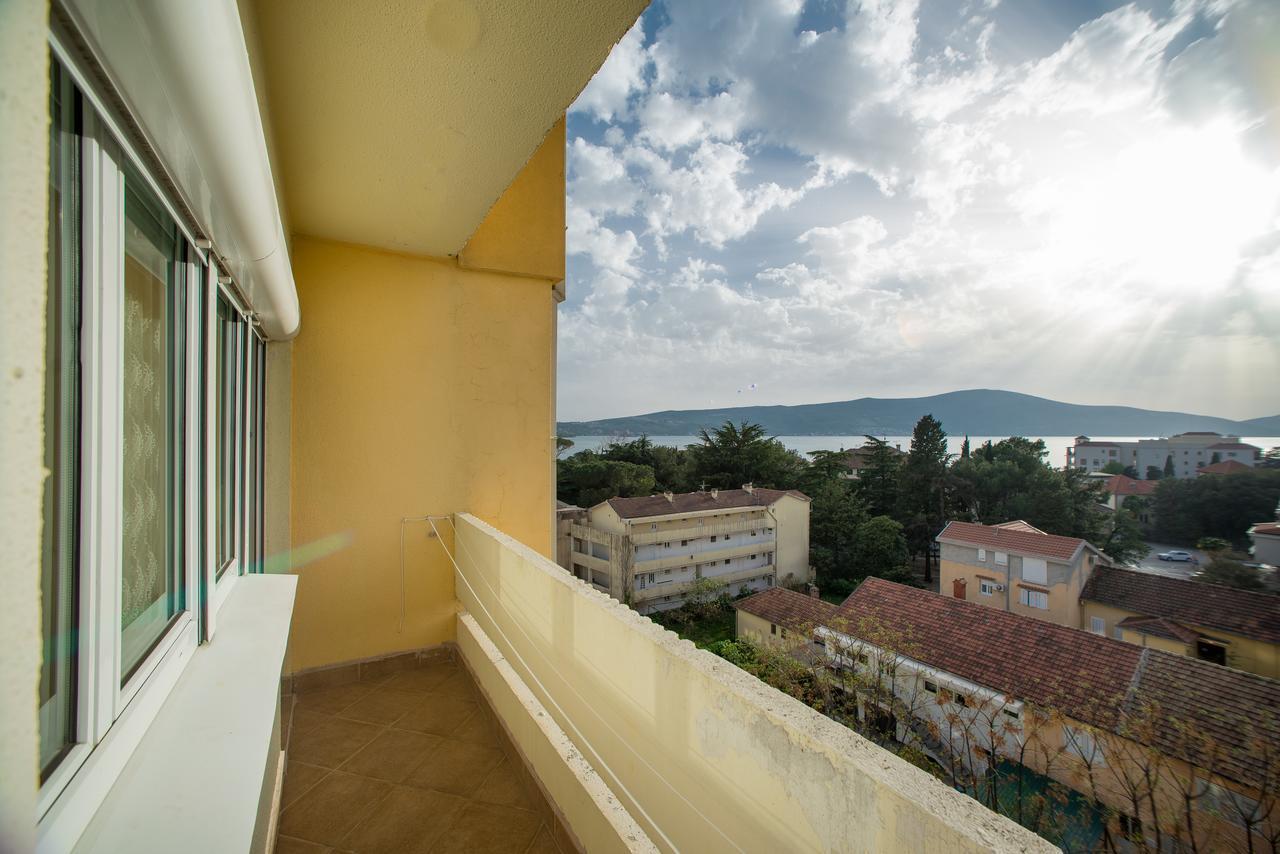 Apartman Andjela Tivat Dış mekan fotoğraf
